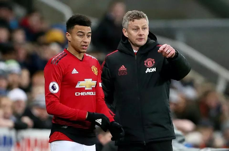 更展现了两 更展现了两